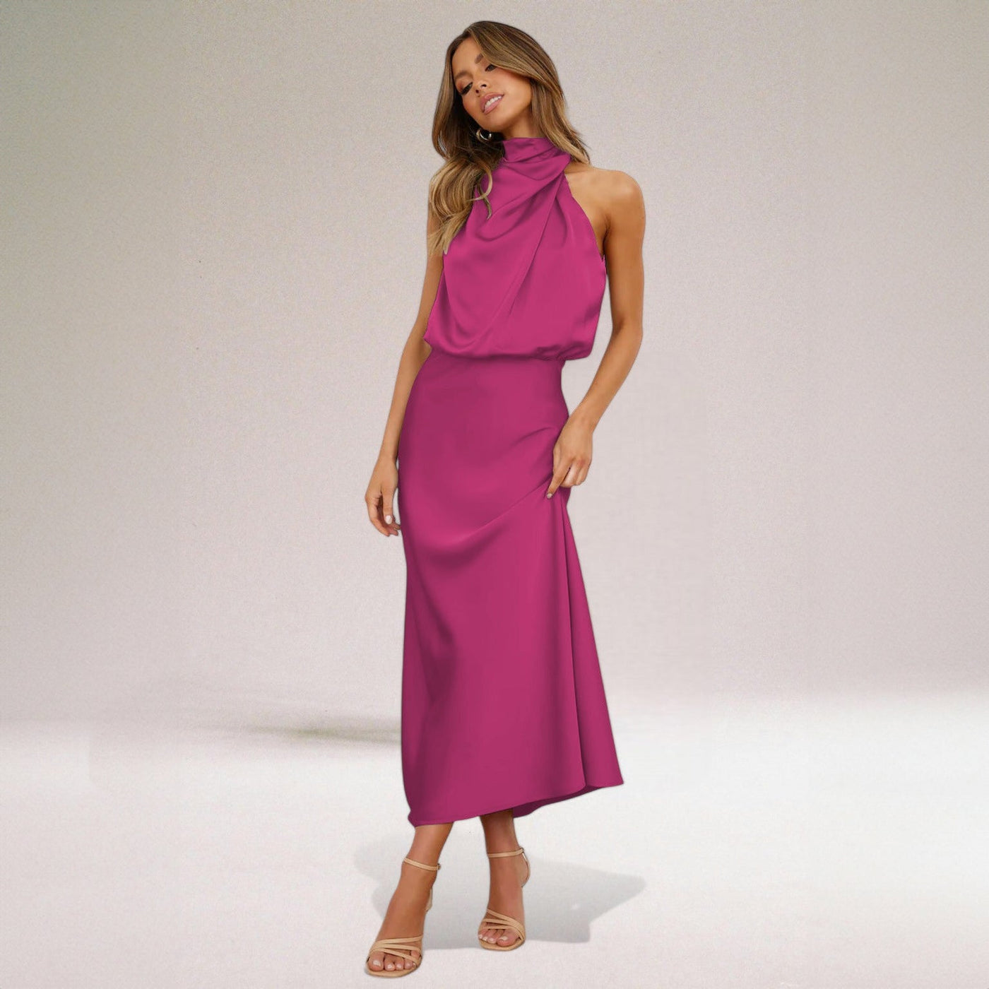 Flavia - Elegante Satijnen Jurk met Halternek